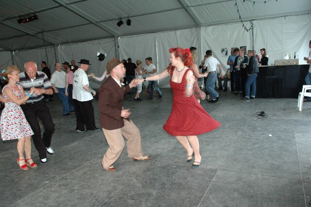 min 2008 05 04 retro rhythm 404